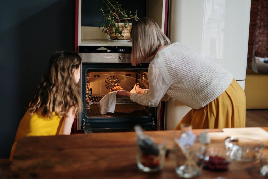 A Family Bake Off