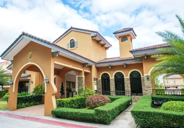 Carmel Clubhouse Entrance