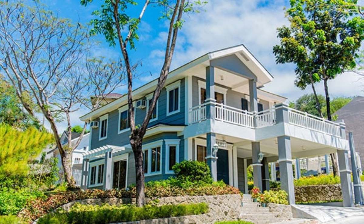 Get Your American-Inspired Dream Home at La Marea, Laguna