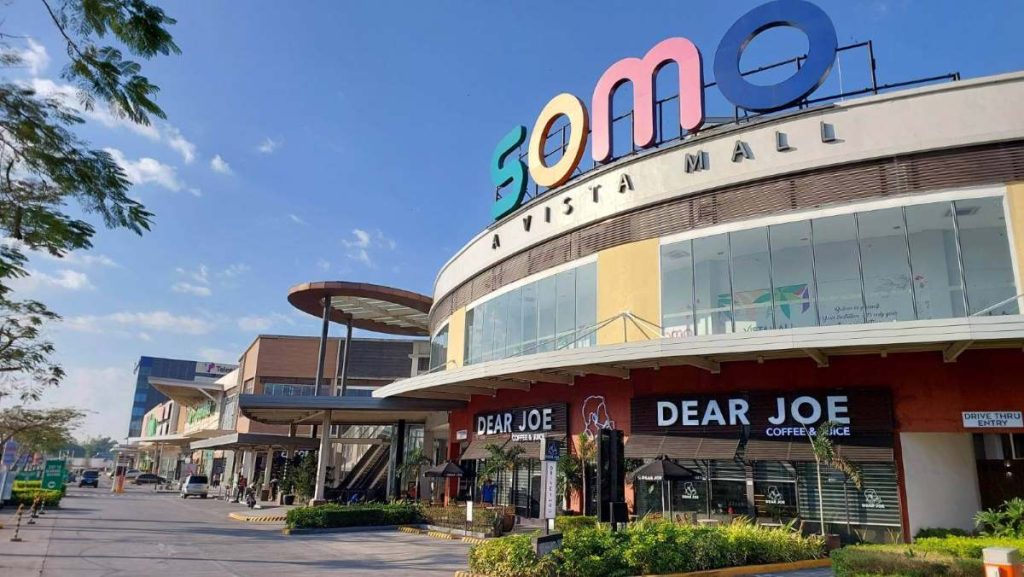 Photo of SOMO a Vista Mall Along Daang Hari