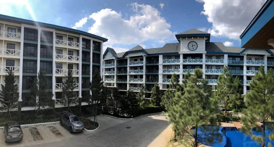 Pine Suites a Property by Crown Asia Pine Suites Towers