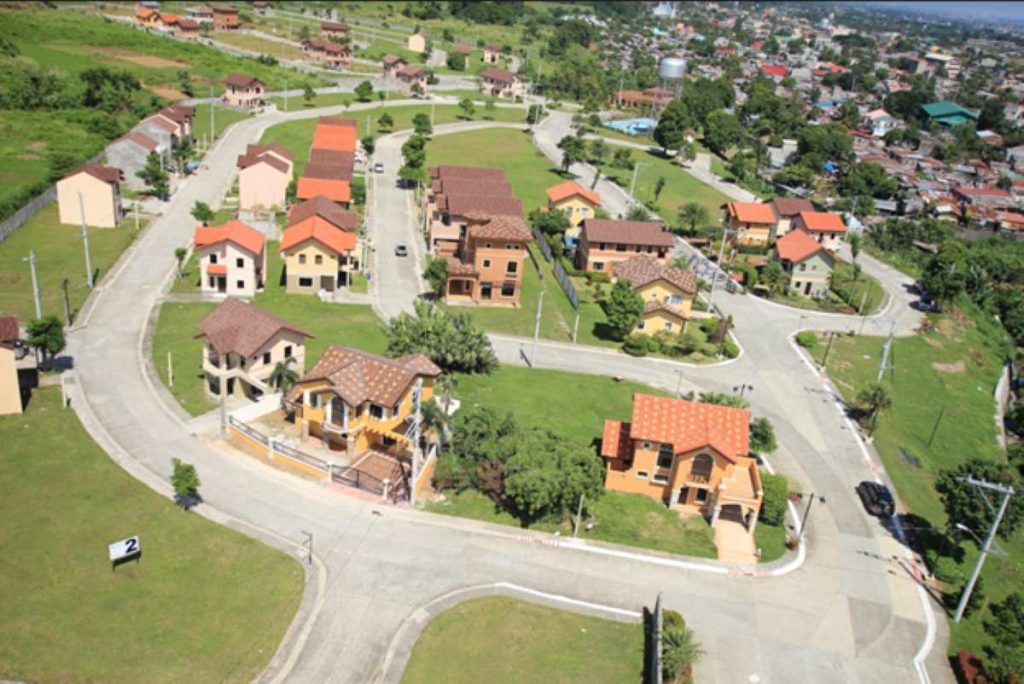 The Island Park in the First-Class city of Cavite