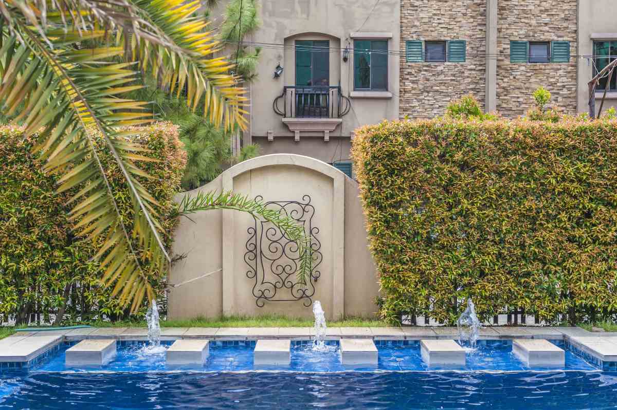 The Best DineIn Restaurants in Imus Crown Asia