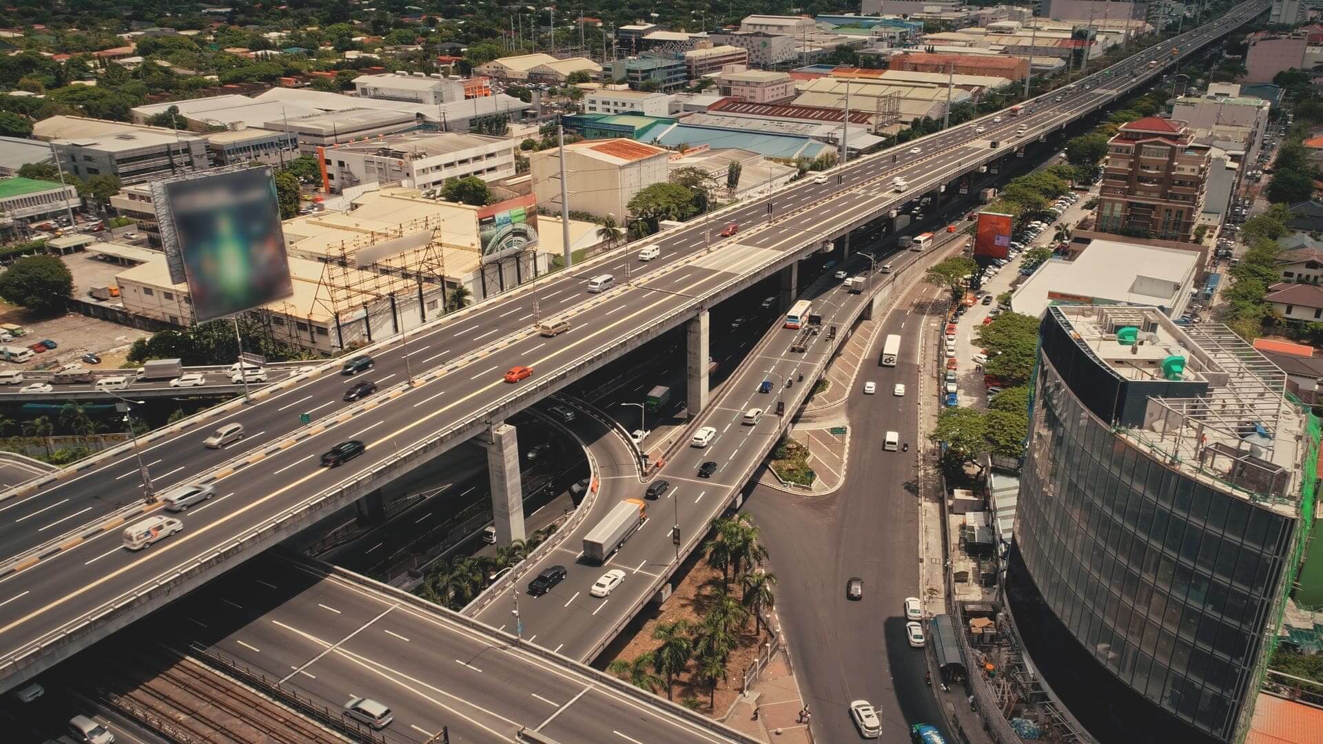 What-You-Need-to-Know-About-the-Metro-Manila-Skyway