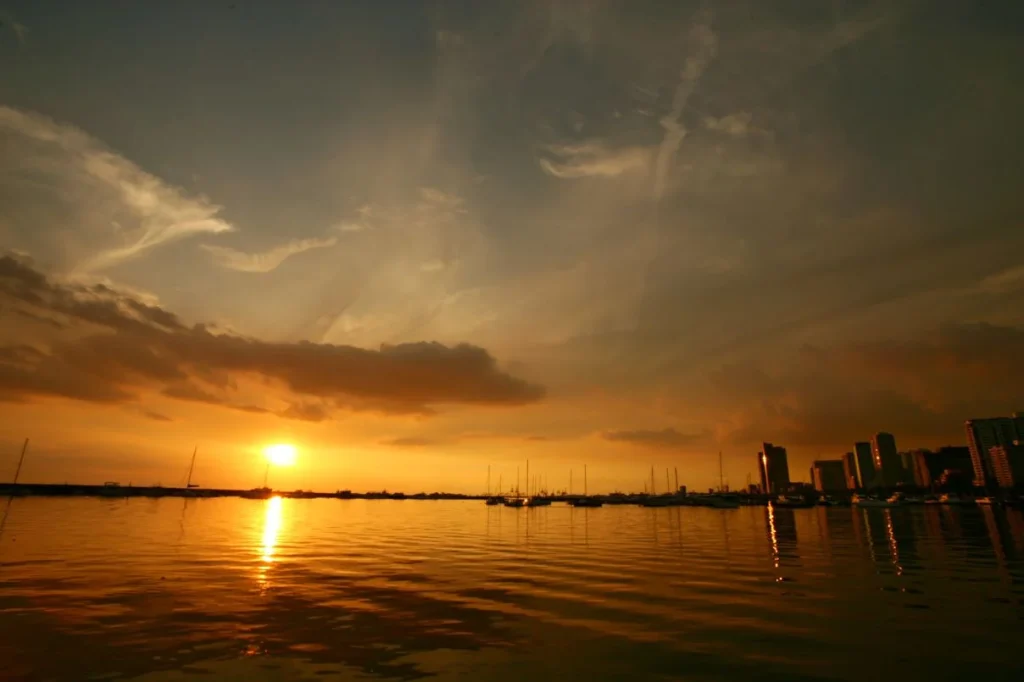 Where Can You See The Sunset In The Philippines?