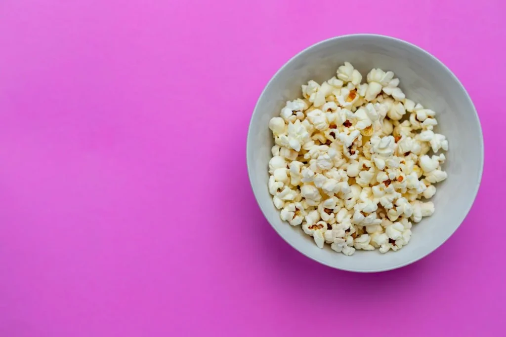 photo of a bowl of popcorn