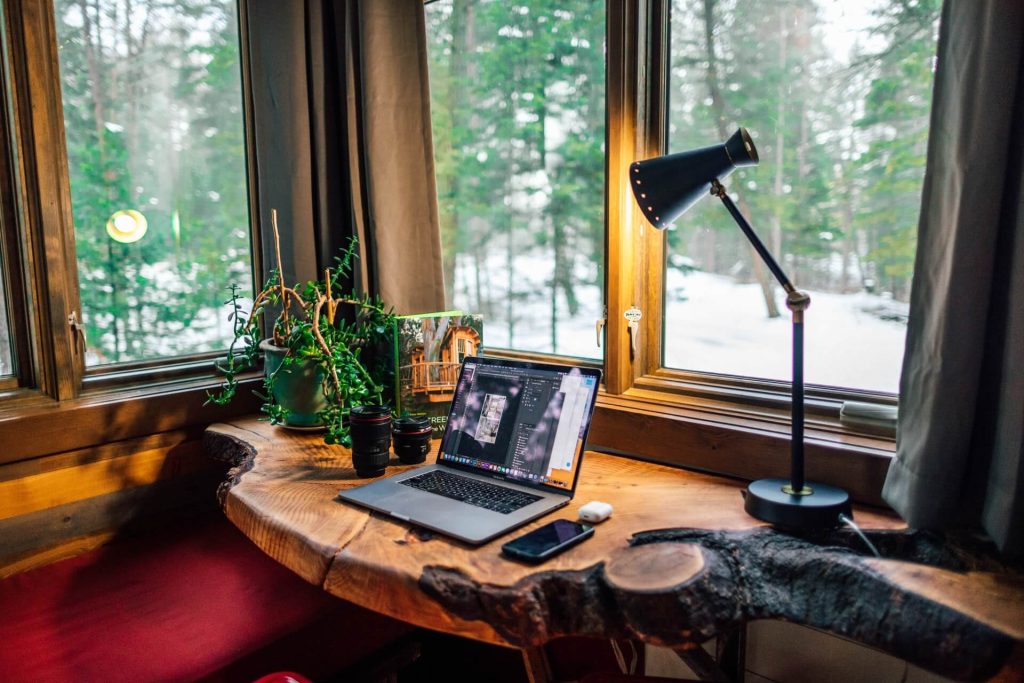 photo of a home office setup in the cabin