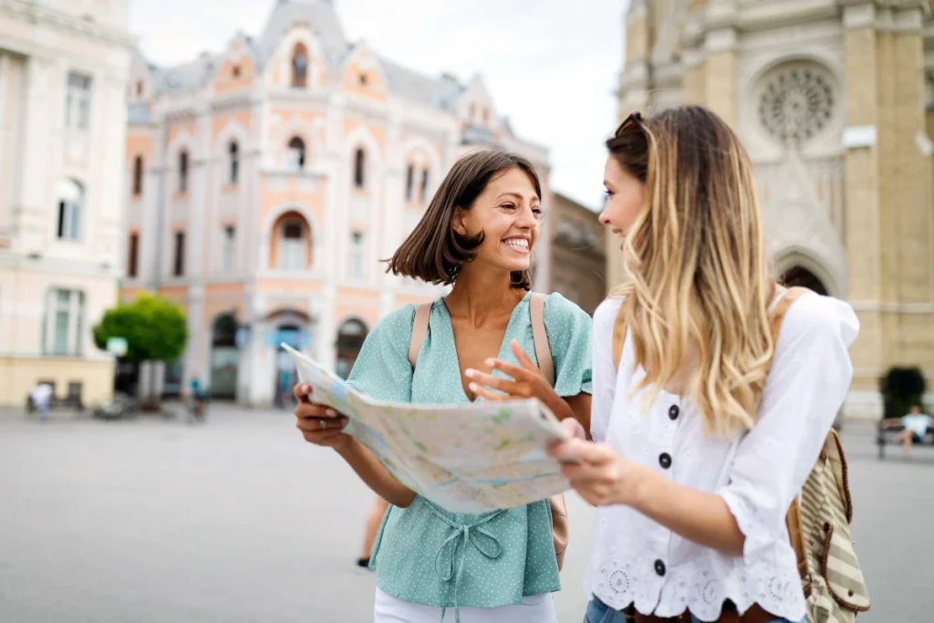 two women sightseeing