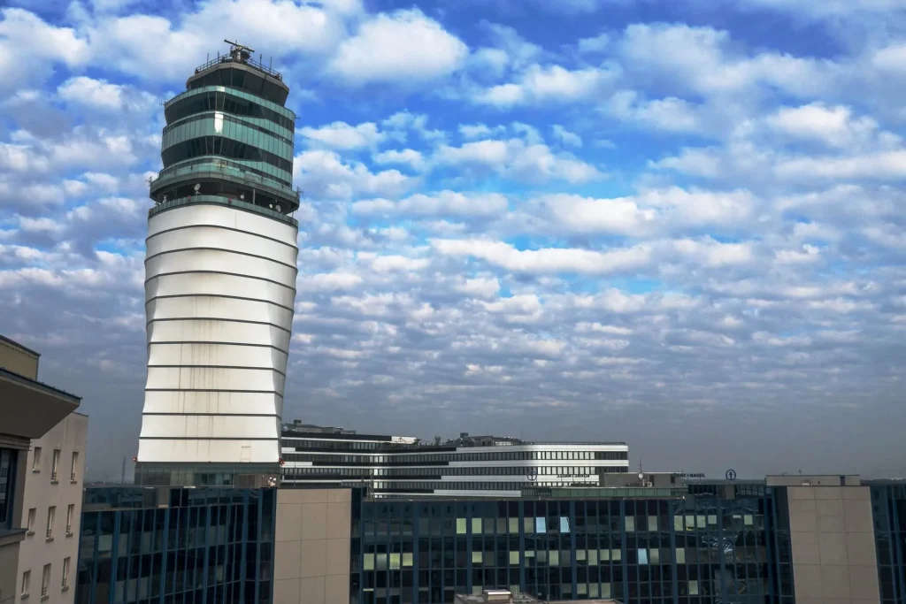 Air control tower Air-control-tower