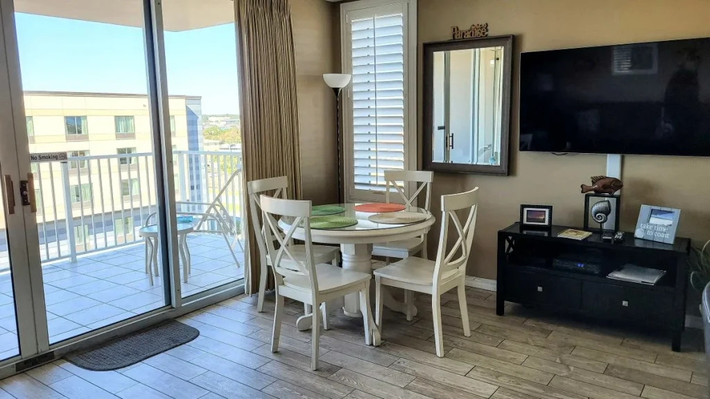 Benefits of Living in a Condo Community Benefits-of-Living-in-a-Condo-Community