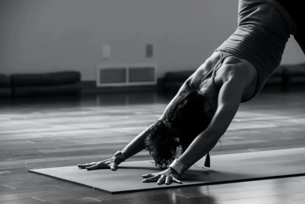 Establish-a-schedule-on-when-to-practice-yoga