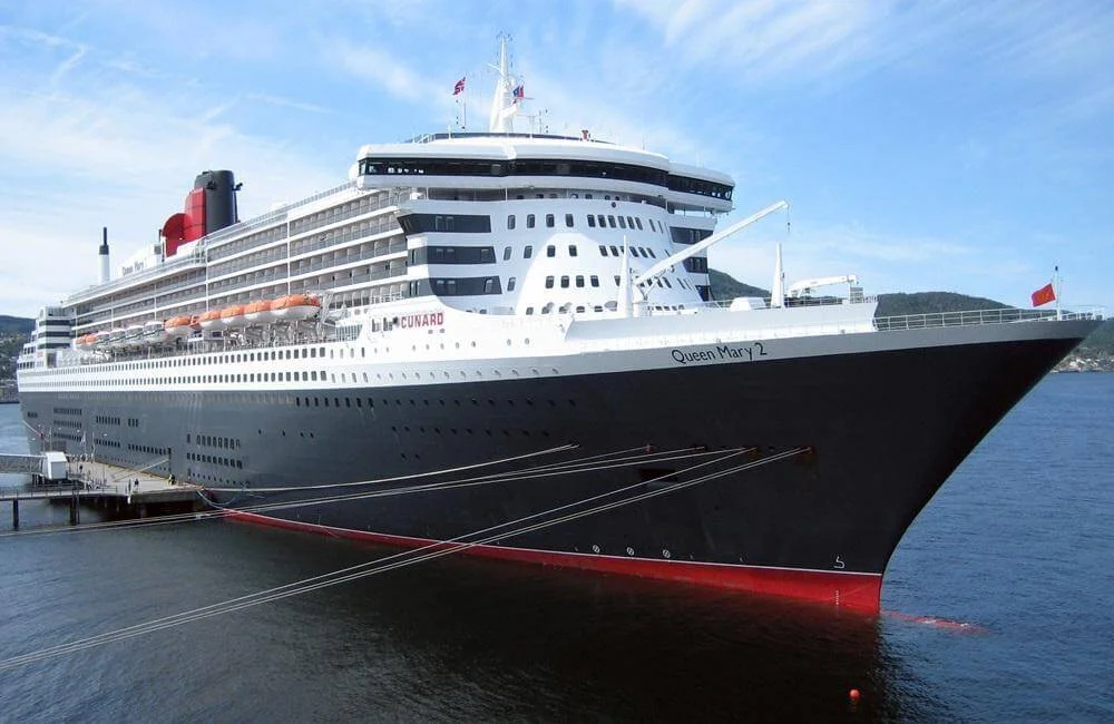 Experience the royal treatment at Queen Mary 2