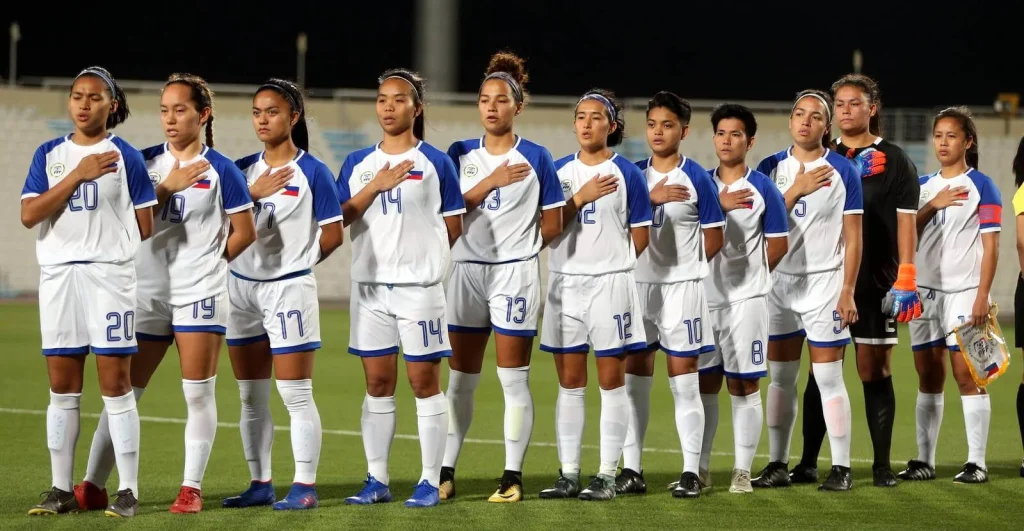 Filipinos singing the National Anthem