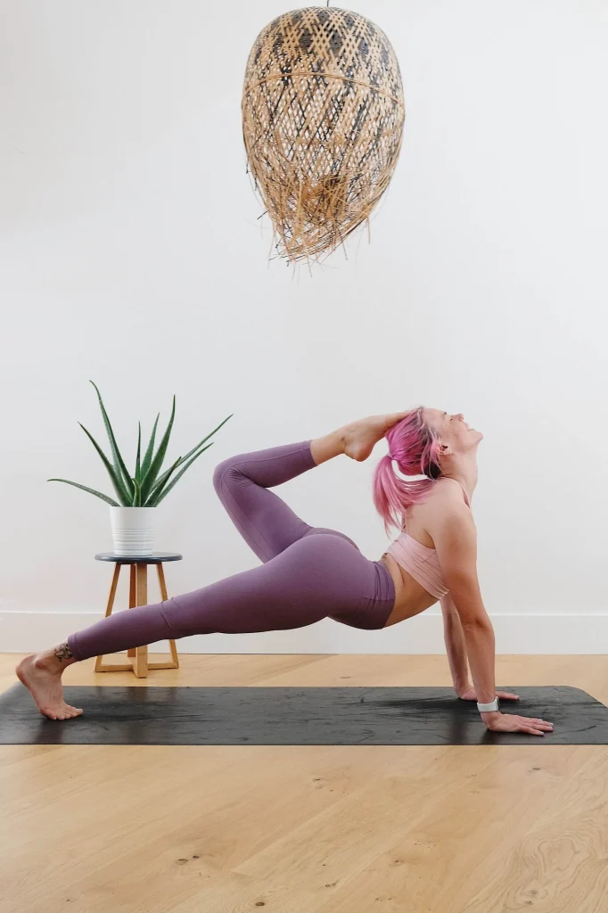 Find a beginner friendly yoga routine Find-a-beginner-friendly-yoga-routine
