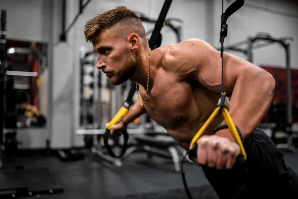 Guy Training Guy-Training