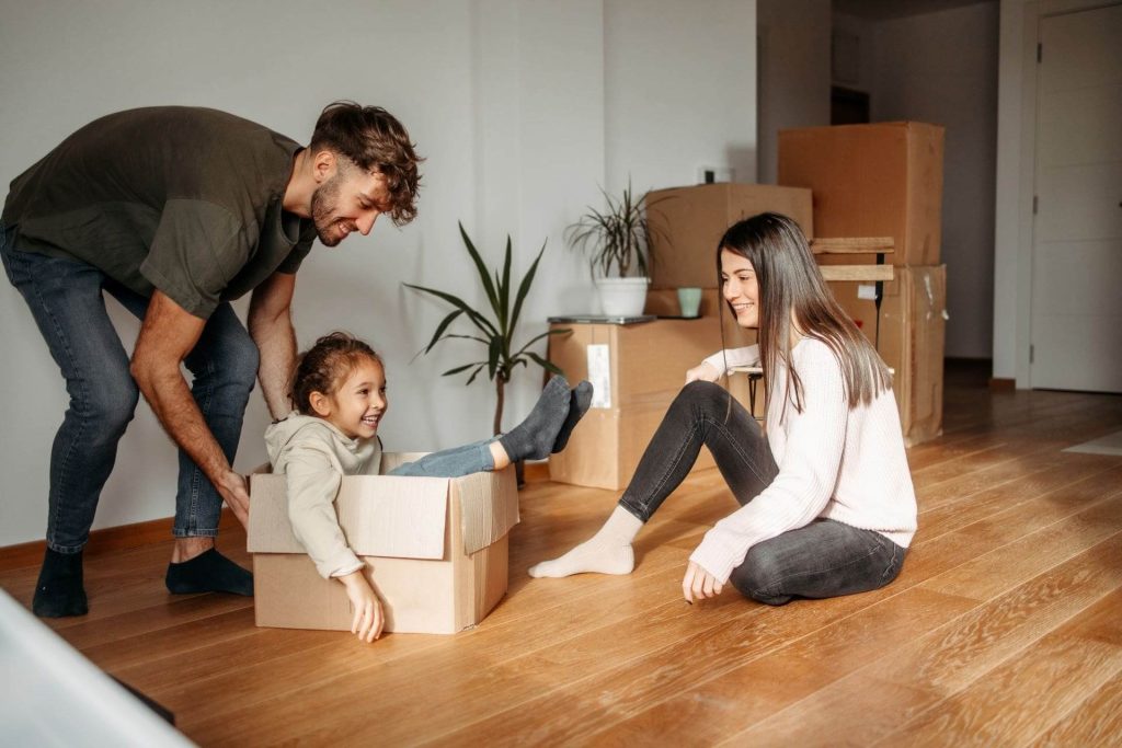 Ways on Helping Kids Adjust Smoothly to their New Home