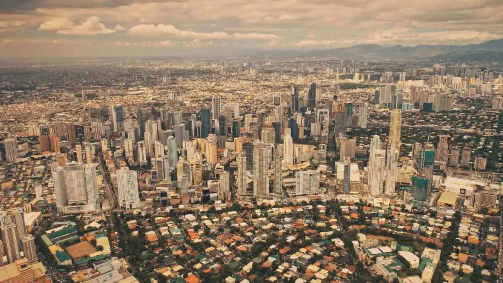 Proximity to Metro Manila Proximity-to-Metro-Manila