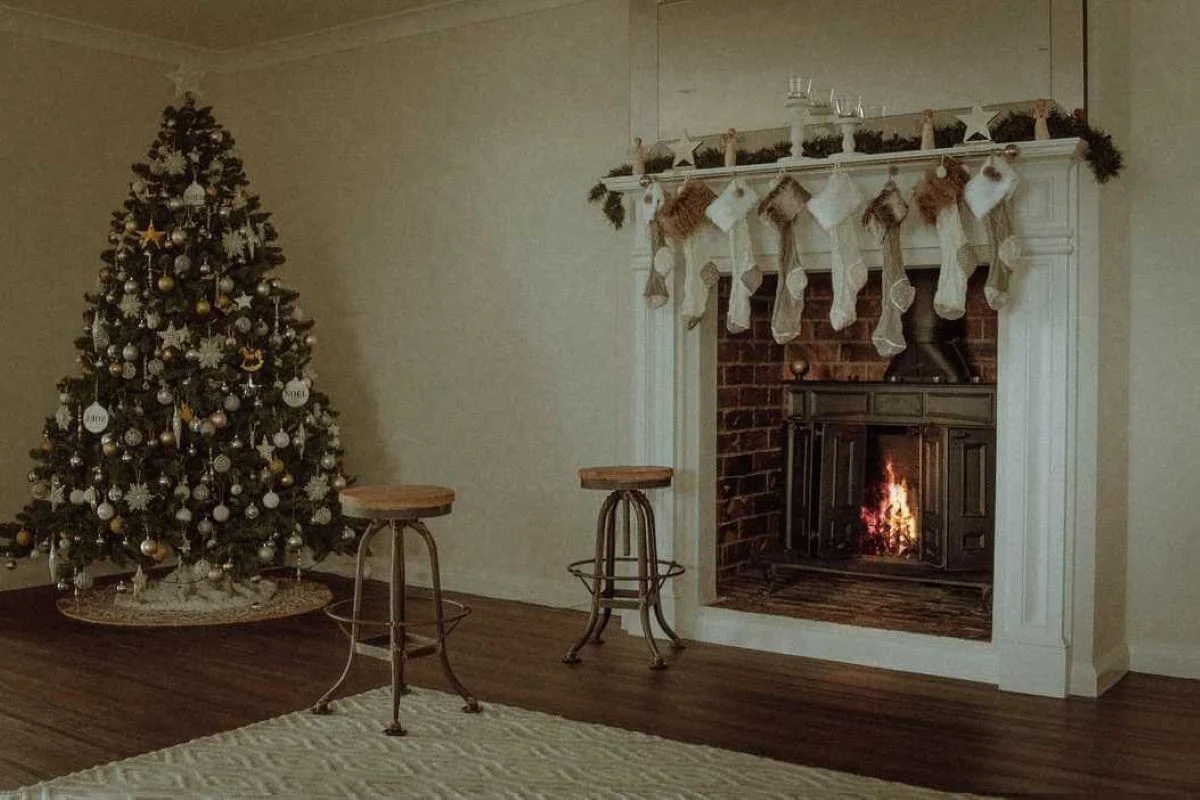 Setting Yourself up for yet Another Christmas Indoors