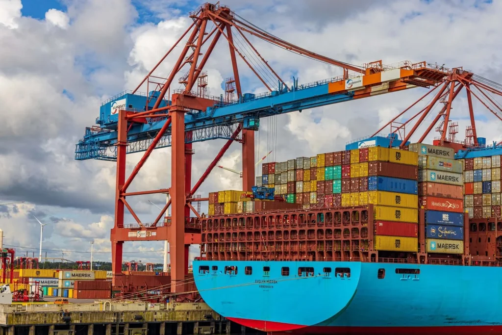 Shipping containers Shipping-containers