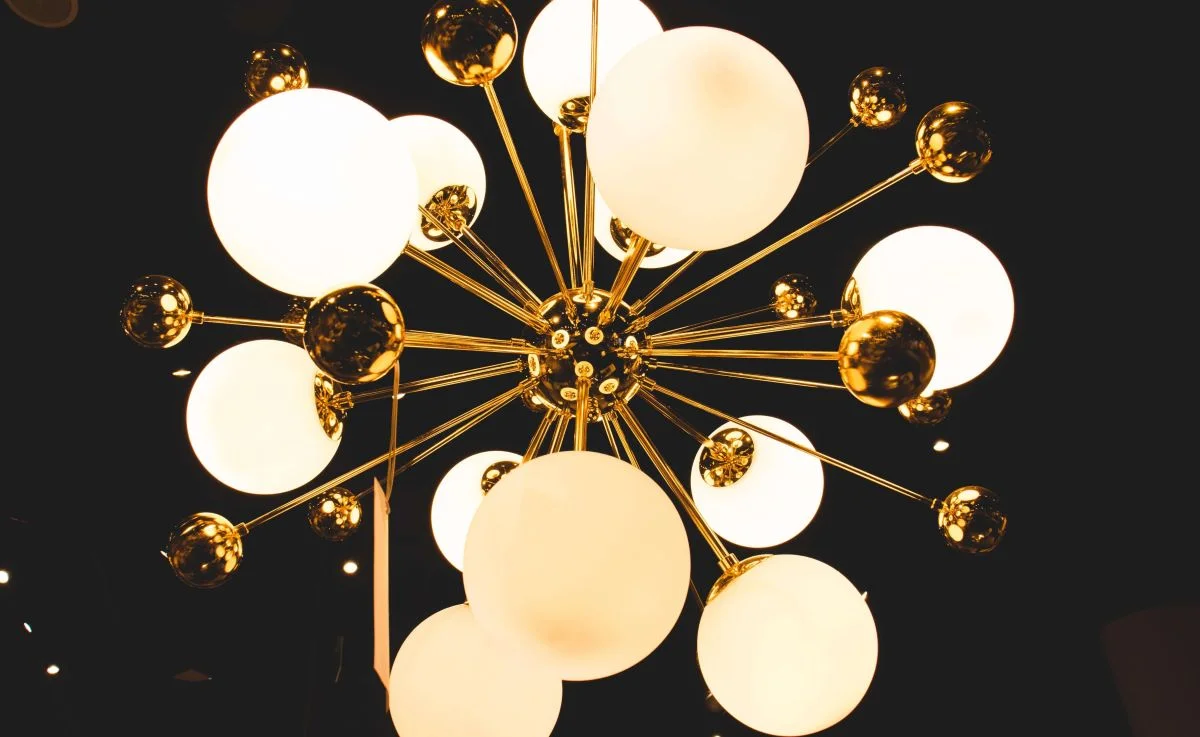 The Best Stores to Buy Chandeliers From