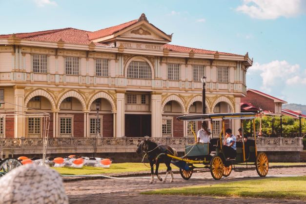 The-Past-Classical-Philippine-Architecture
