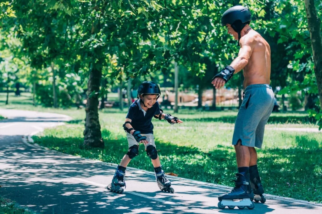 They develop fewer behavior issues when there is regular quality family time They-develop-fewer-behavior-issues-when-there-is-regular-quality-family-time