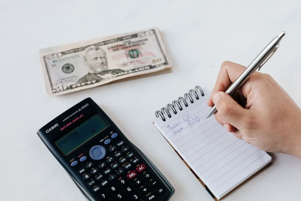 Tips for Managing House Construction Costs Tips-for-Managing-House-Construction-Costs