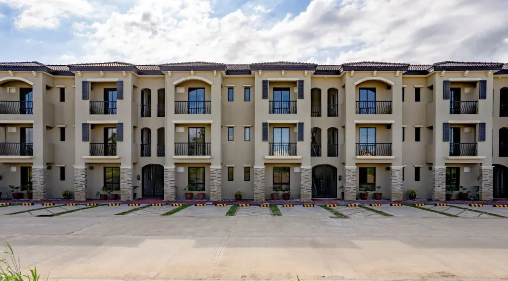 Valenza Mansions Cluster house for rent crown asia Valenza-Mansions-1