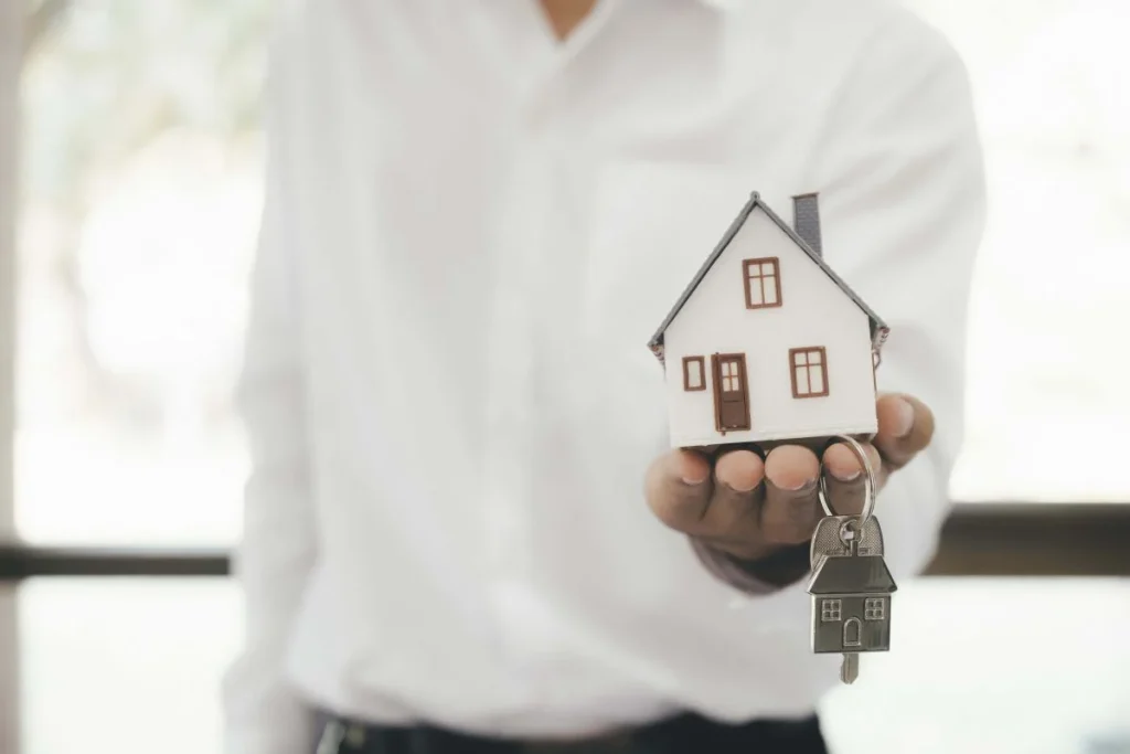 What to Consider in Investing in Real Estate What to Consider in Investing in Real Estate