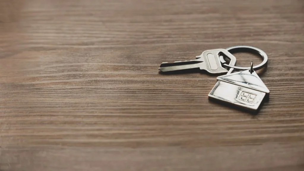 Why should we invest in Real Estate Why should we invest in Real Estate