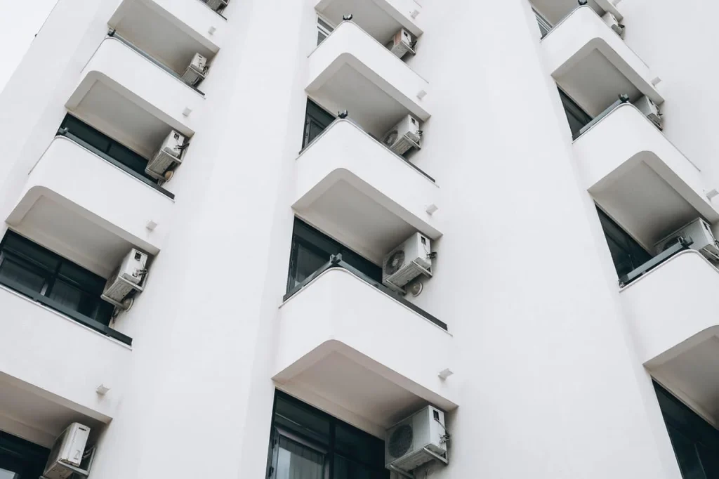 Windows and Airconditioners Windows-and-Airconditioners