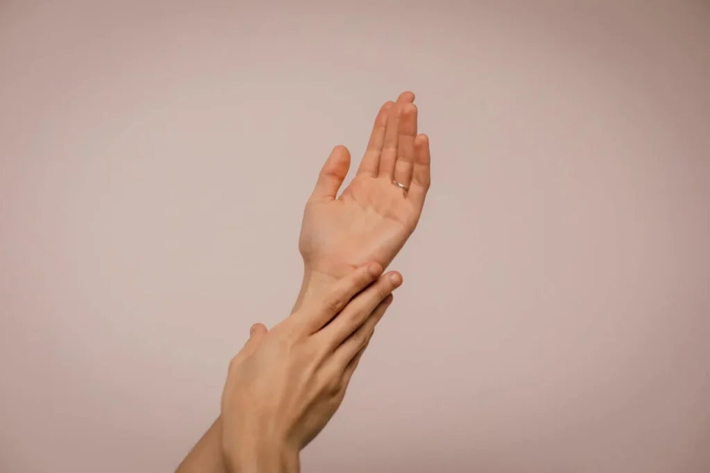 caring hands caring-hands