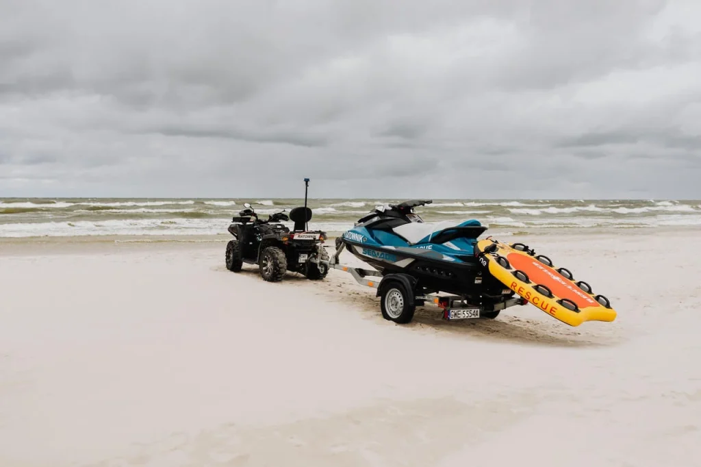 jet ski on trailer jet-ski-on-trailer