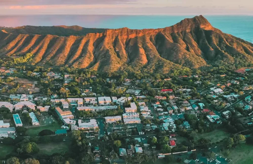 Advantages of Suburban Living Advantages of Suburban Living
