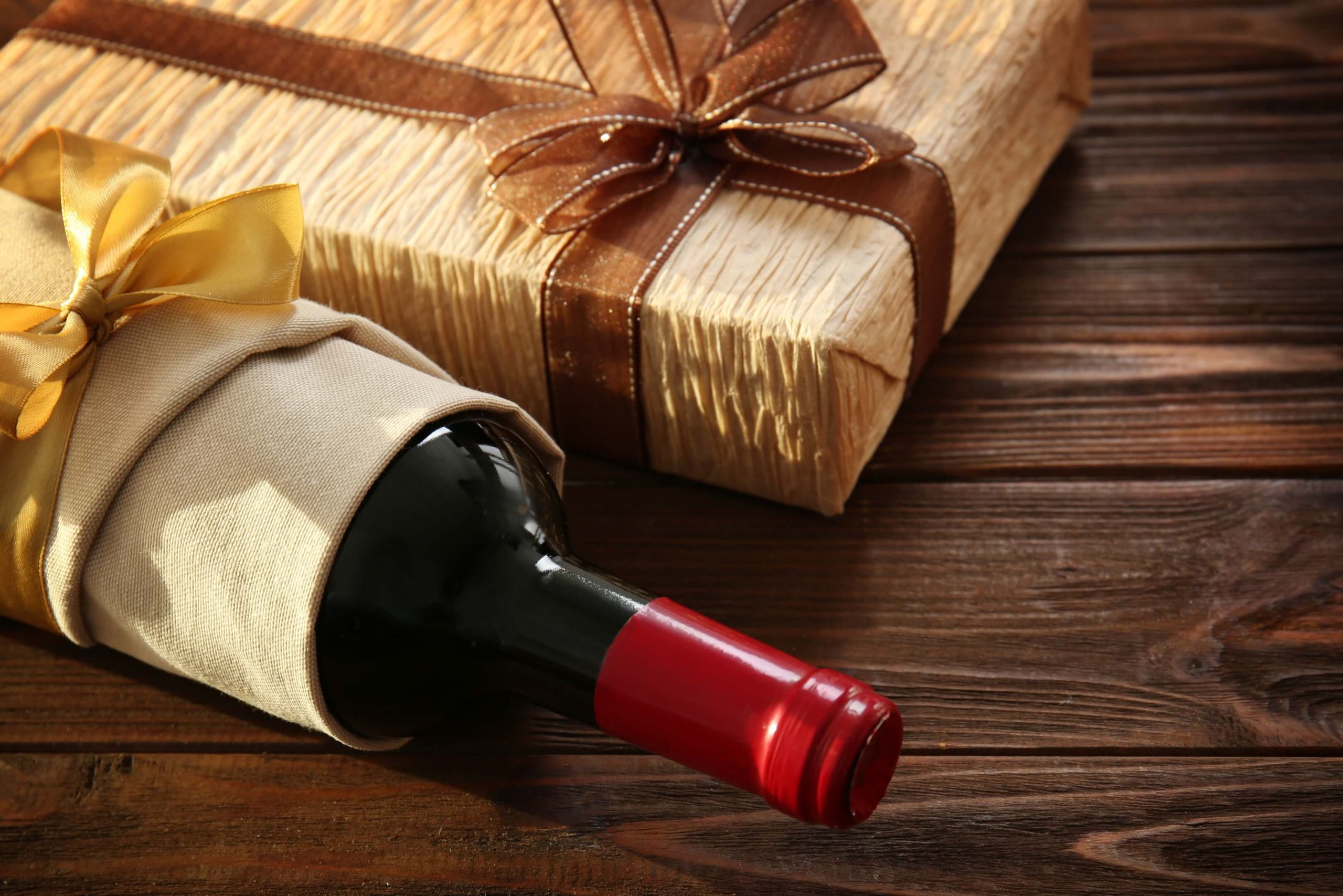 Celebrating His Taste: Best Liquor Gifts for Dad This Father's Day