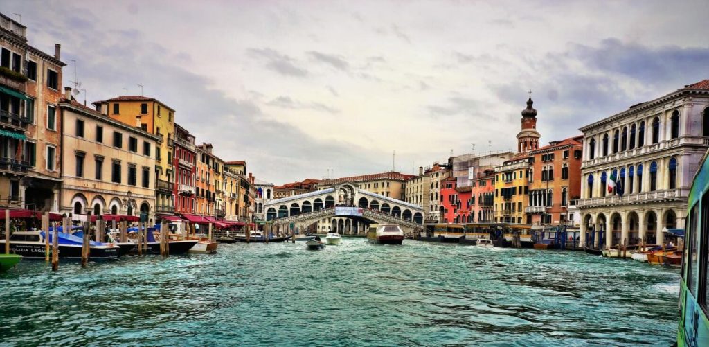 Find out about exclusive travel destinations in Italy