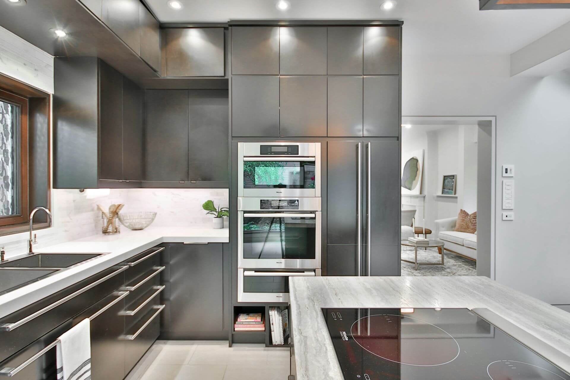 Curated visual reference: Picture Idea: Top High End Kitchen Appliances For A Luxurious Culinary Experience